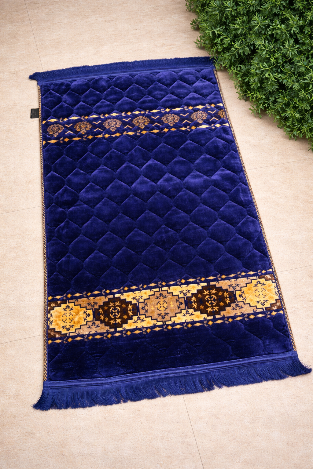 Al Minhas Collection Premium Imported Islamic Prayer Mat Traditional Grey Unisex